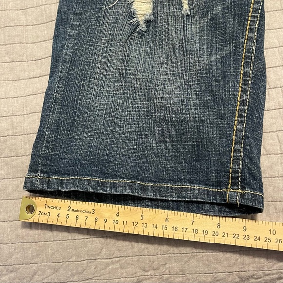 Hydraulic Jean Bermuda Shorts Women's Size 14 Distressed - Picture 6 of 8